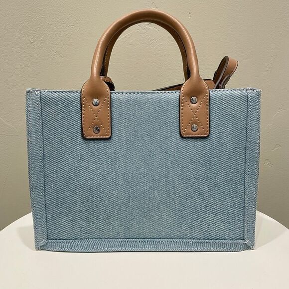 NWT True Religion Quilted Denim Horseshoe Satchel Crossbody Bag Light Blue - Picture 3 of 11